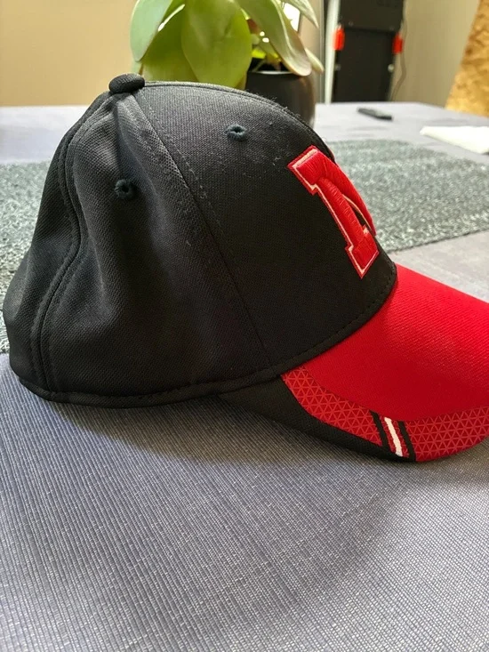 adidas Black and Red Baseball Cap with Embroidered N Logo - Picture 4 of 7